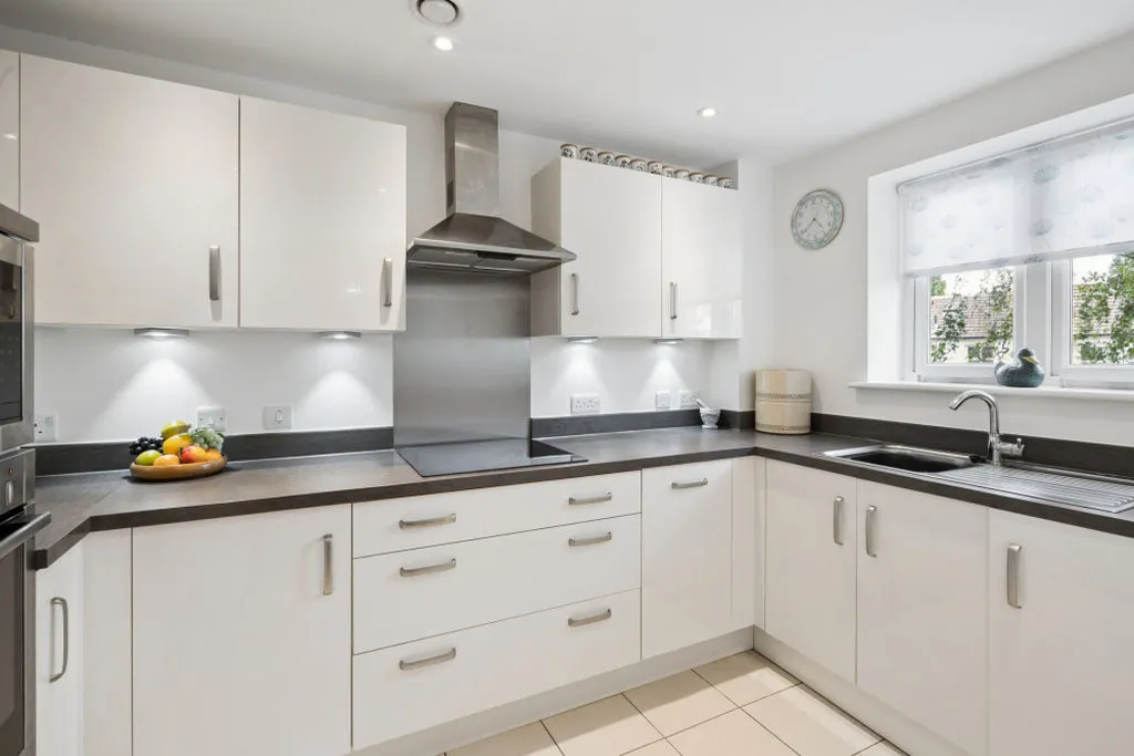 Marlow Road, Bourne End SL8 5SE, photo 6