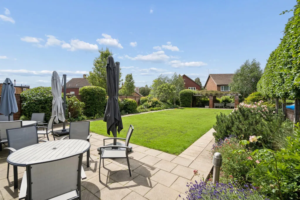 Marlow Road, Bourne End SL8 5SE, photo 11