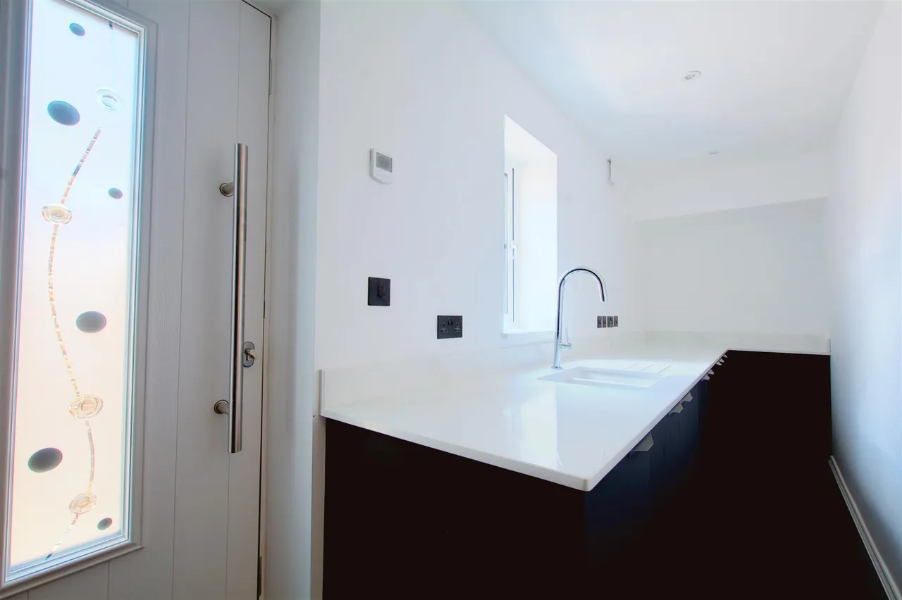 Bailey Drive, Mapperley, NG3, photo 10