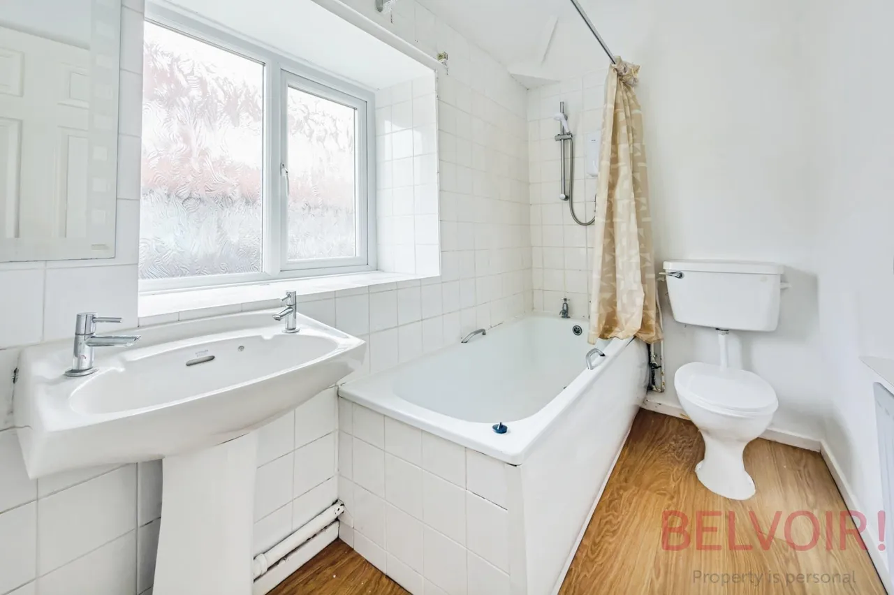 Hepworth Avenue, Churwell, LS27, photo 10