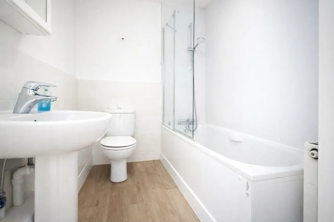 Bowery court, St. Mark's Place, Dagenham,RM10 8GN, photo 9