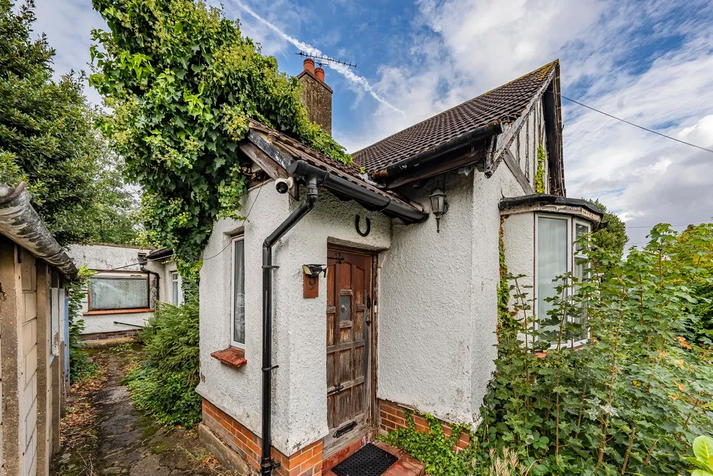 St Margarets Avenue, Hillingdon, UB8, photo 8
