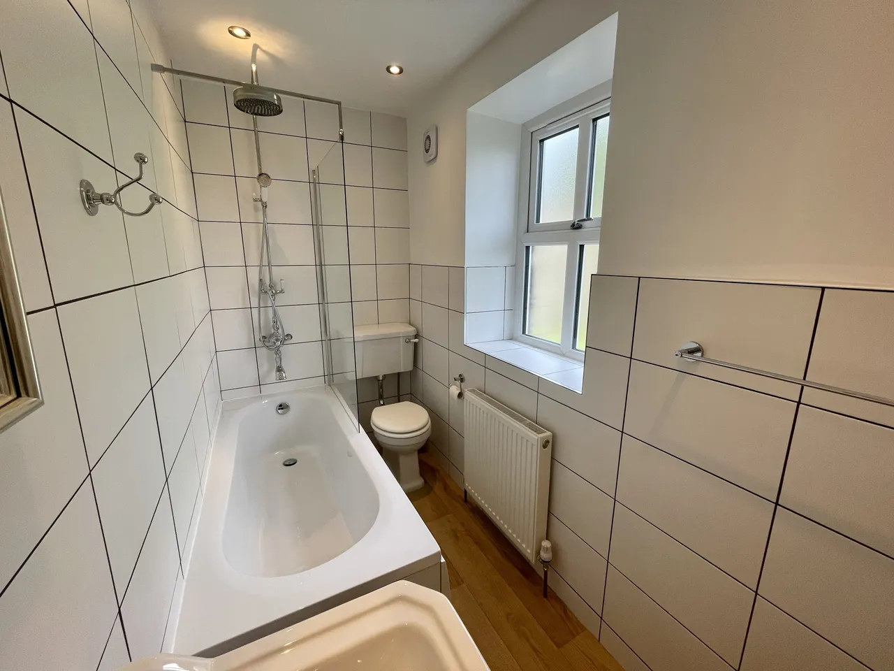 Keighley, BD22, photo 9