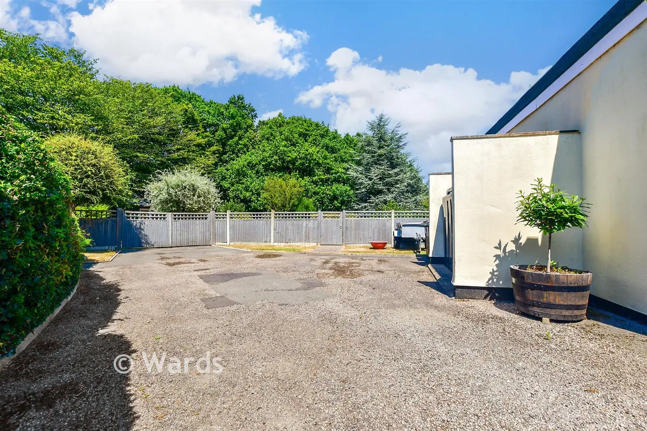 Coombelands, Wittersham, TN30, photo 17