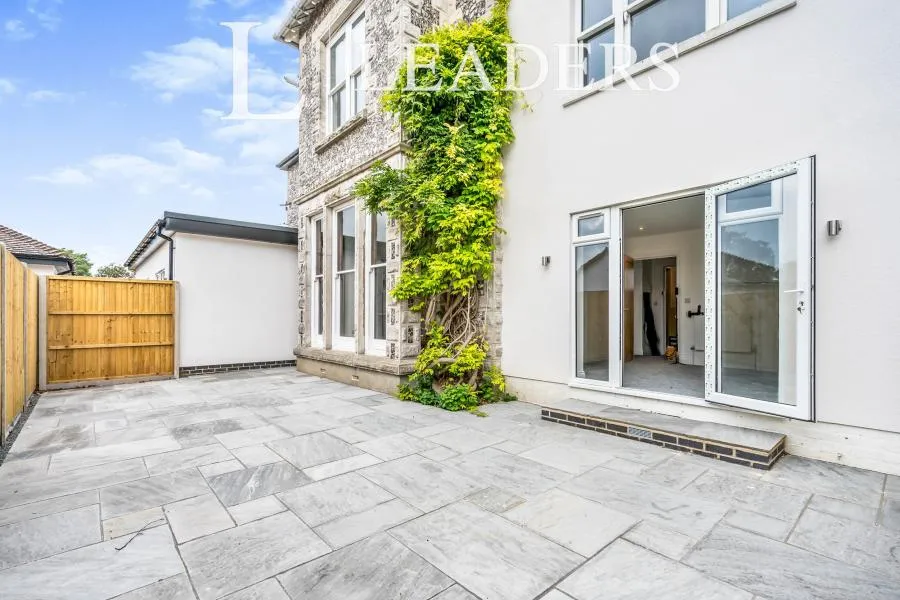 1 bed flat to rent, Havant Road, Emsworth, PO10