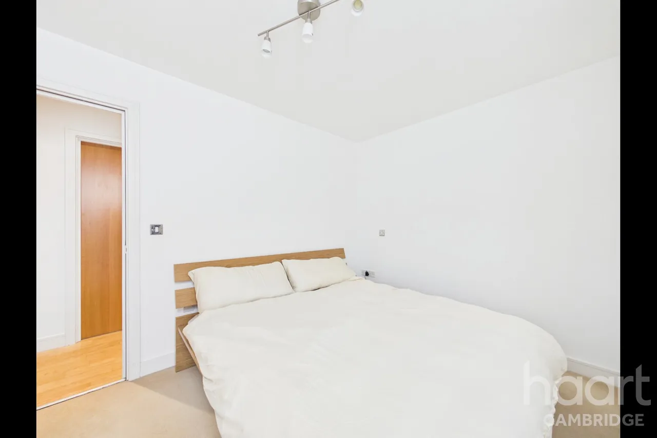Meadowcroft, Cambridge, CB4, photo 9
