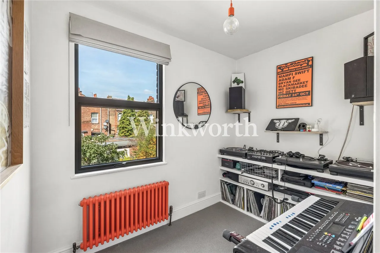 Morrison Avenue, London, N17, photo 21
