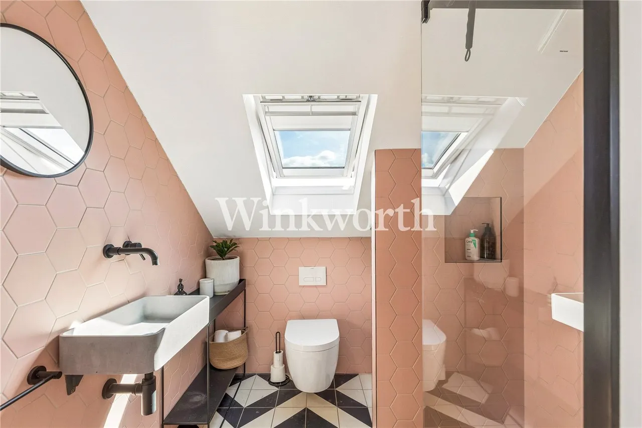 Morrison Avenue, London, N17, photo 30