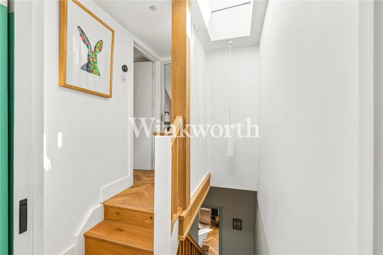 Morrison Avenue, London, N17, photo 27