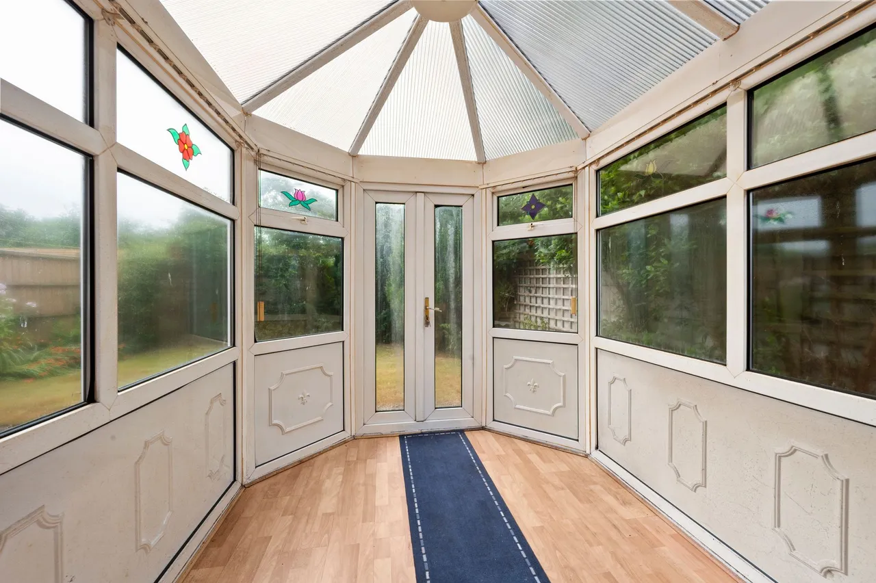 Wiltshire Close, Woolston, Warrington, Warrington, WA1 4DA, photo 10