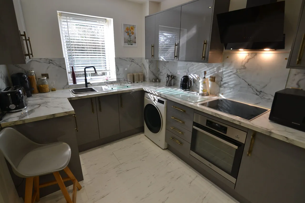 Deans Gate, Willenhall, West Midlands, WV13 3NH, photo 5