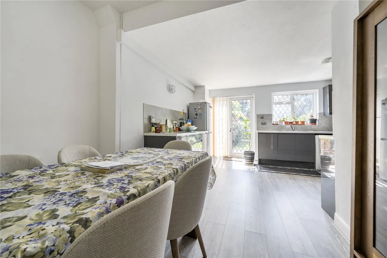 Weirdale Avenue, Whetstone, London, Greater London, N20 0AJ, photo 9