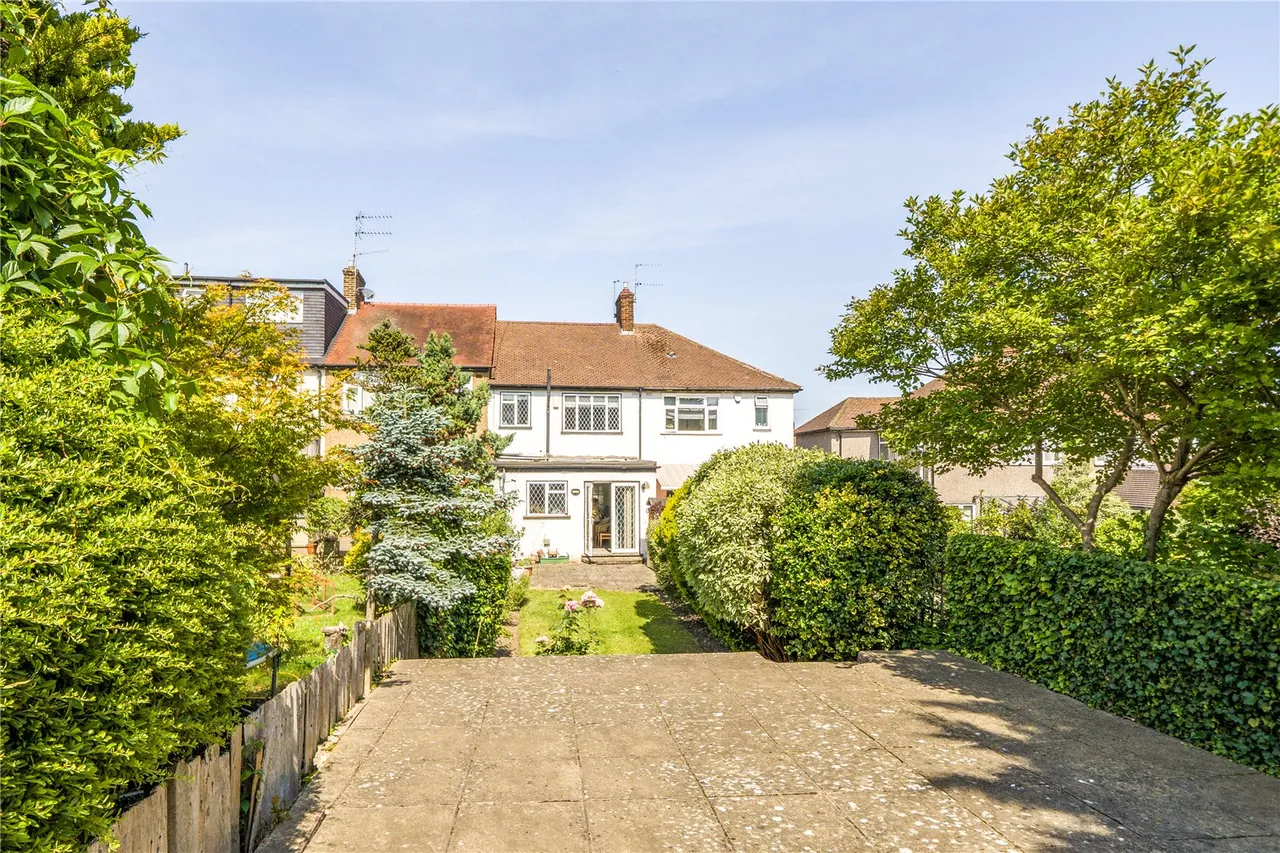 Weirdale Avenue, Whetstone, London, Greater London, N20 0AJ, photo 17