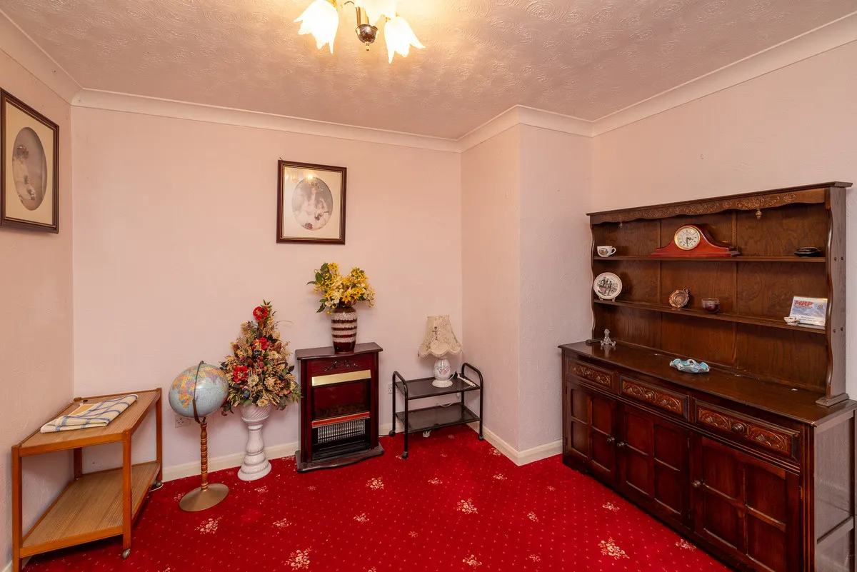 Church Fields Road, Doncaster, DN11, photo 8