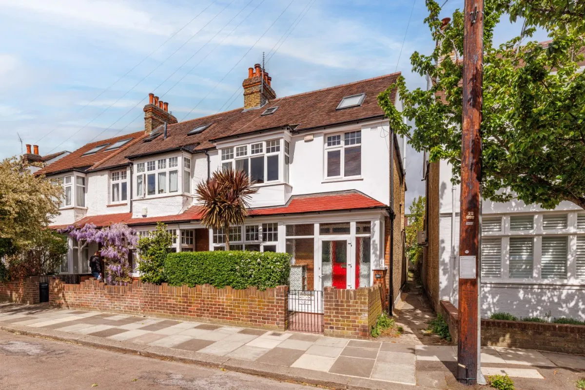 4 bed house for sale, Kingsway, London, SW14