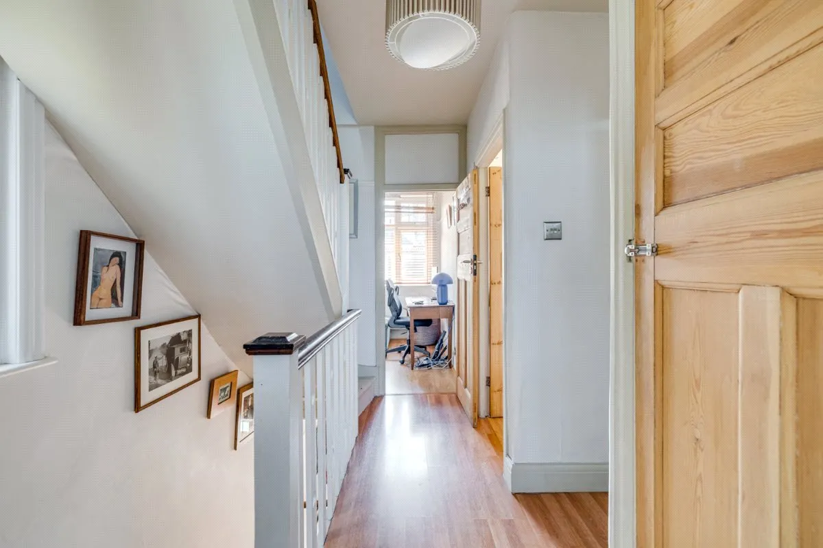 Kingsway, London, SW14, photo 23