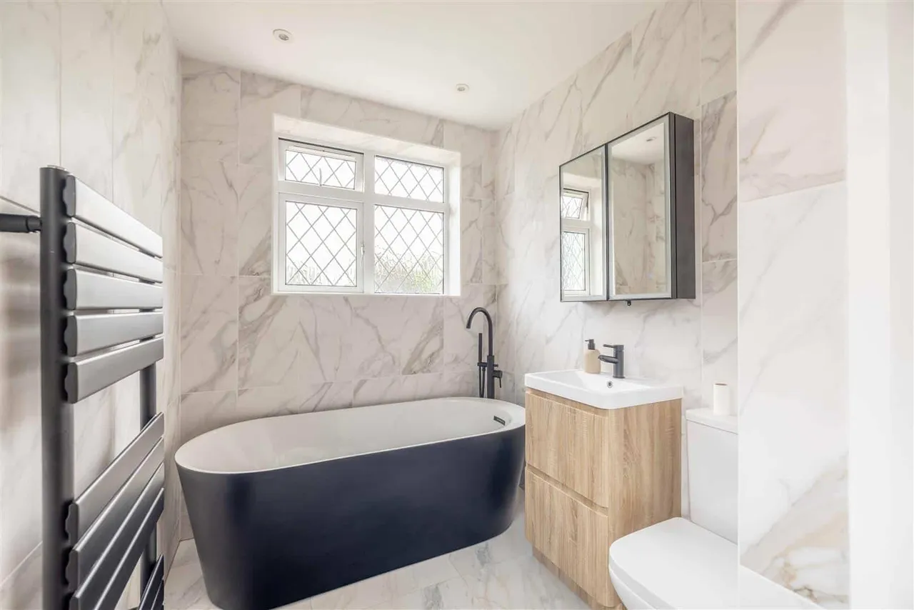 Bell View, Windsor, SL4 4ET, photo 23