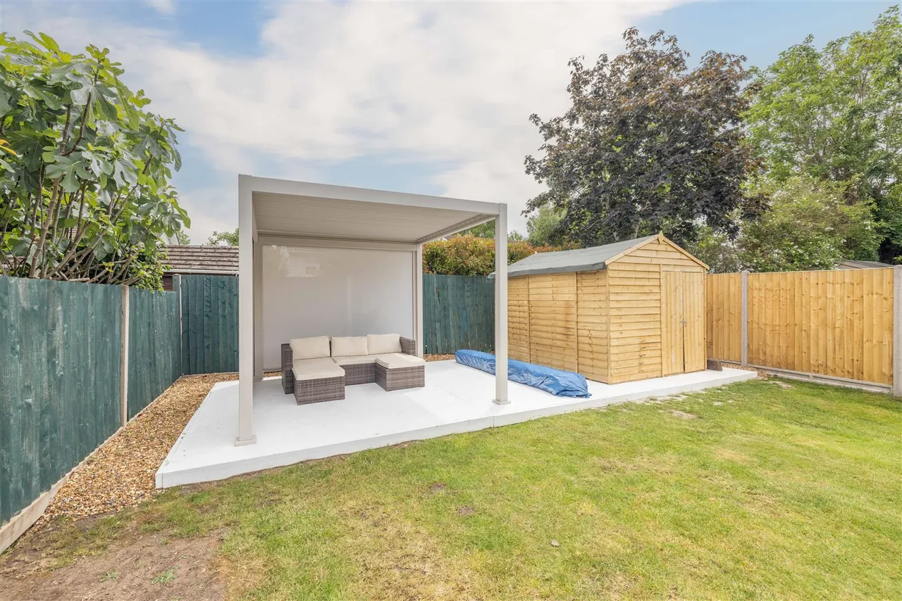 Bell View, Windsor, SL4 4ET, photo 27
