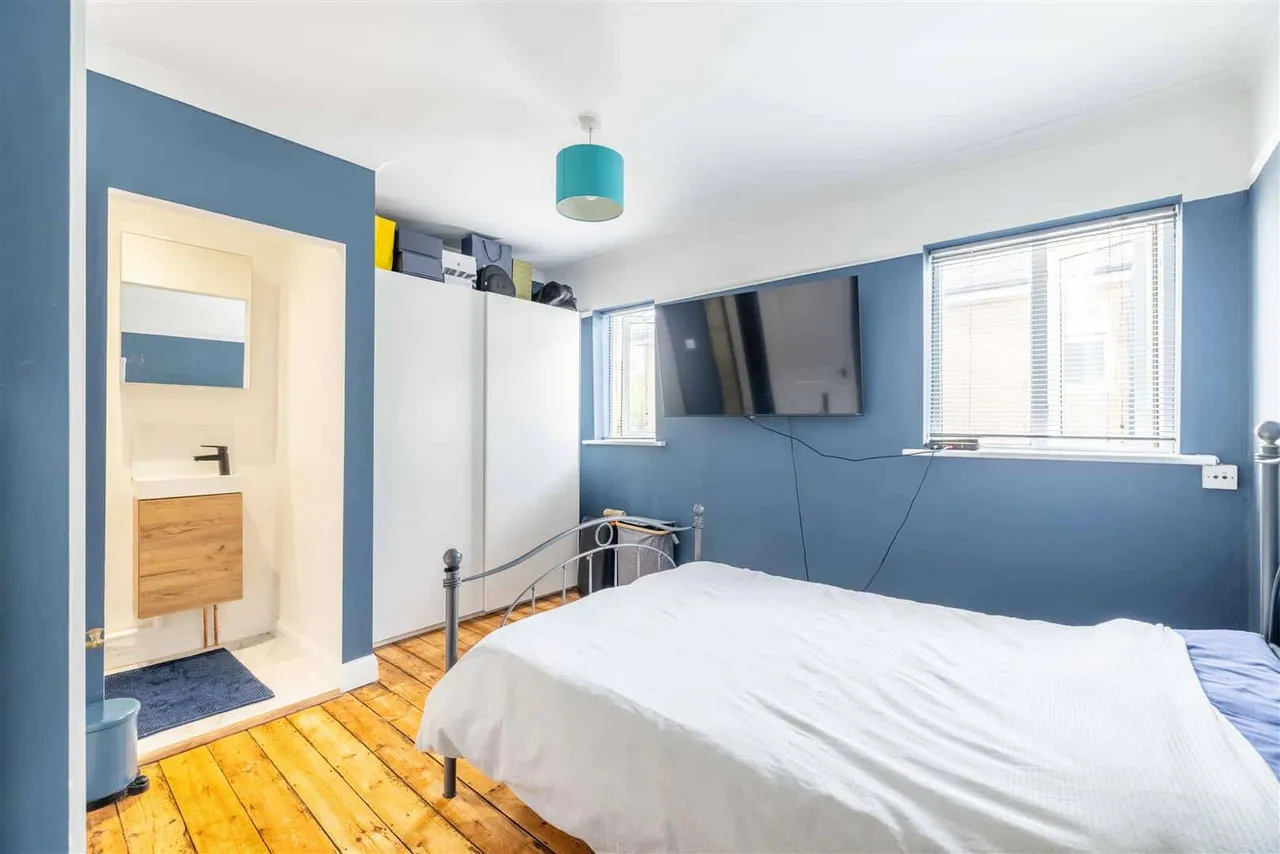 Bell View, Windsor, SL4 4ET, photo 20