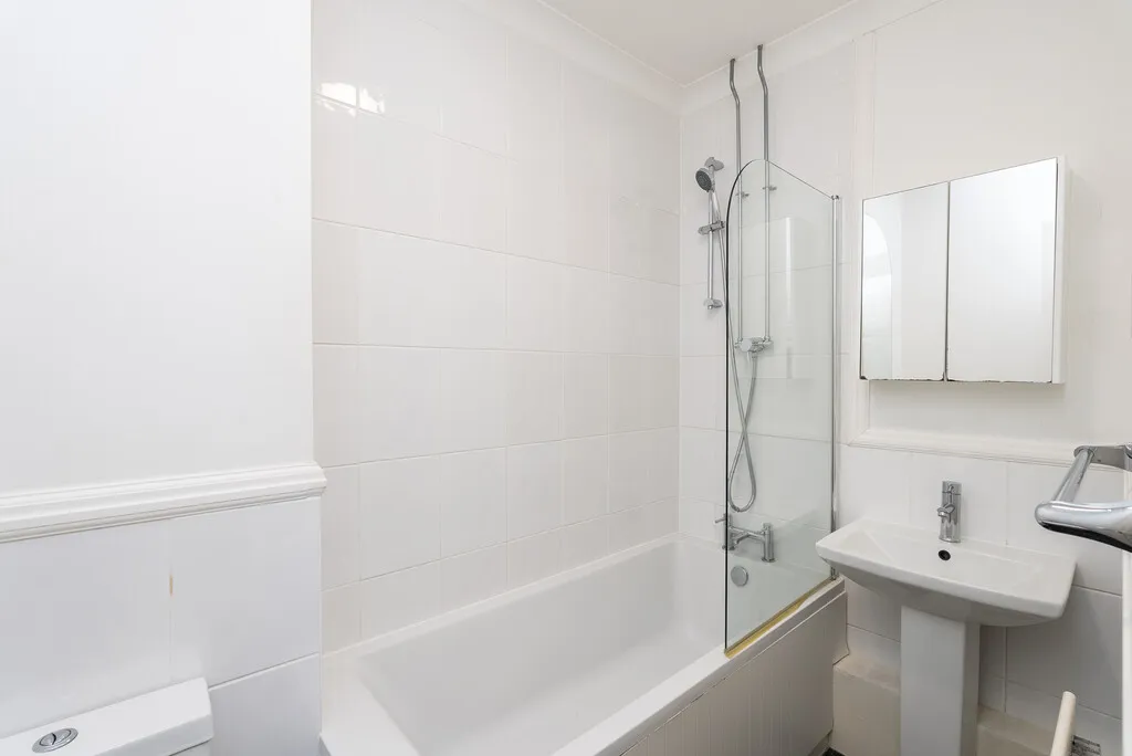 Horsham Road, Dorking, RH4, photo 6