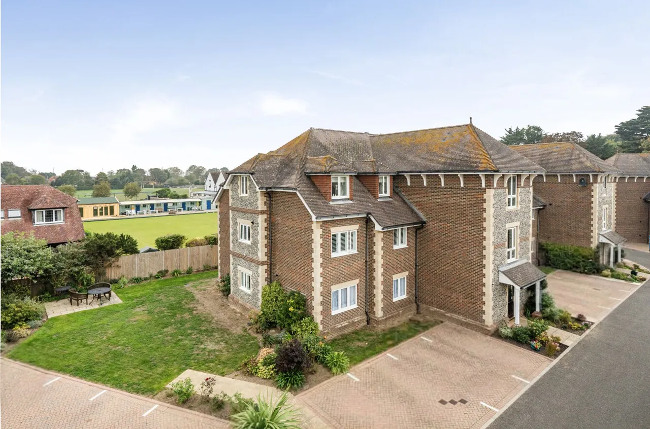 Greenfields, Middleton On Sea, PO22, photo 20