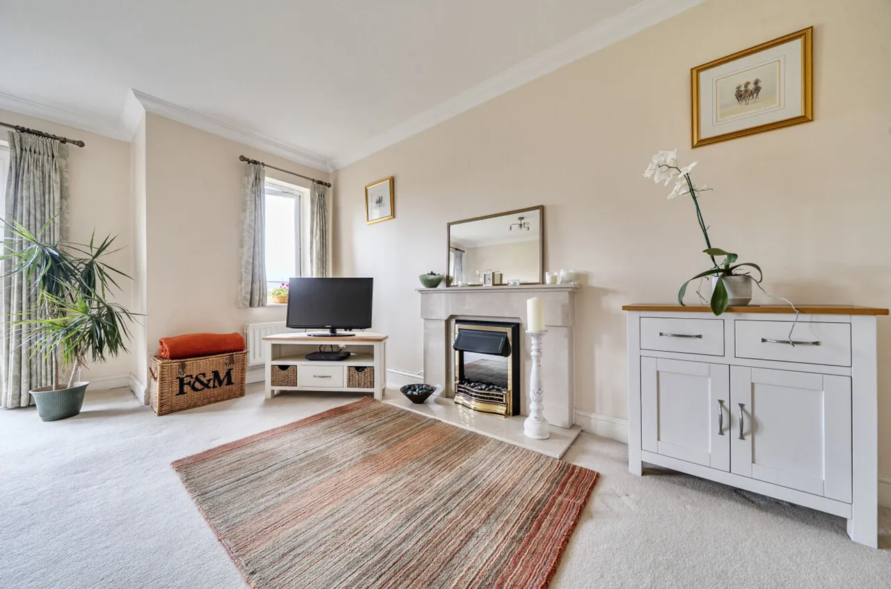 Greenfields, Middleton On Sea, PO22, photo 9
