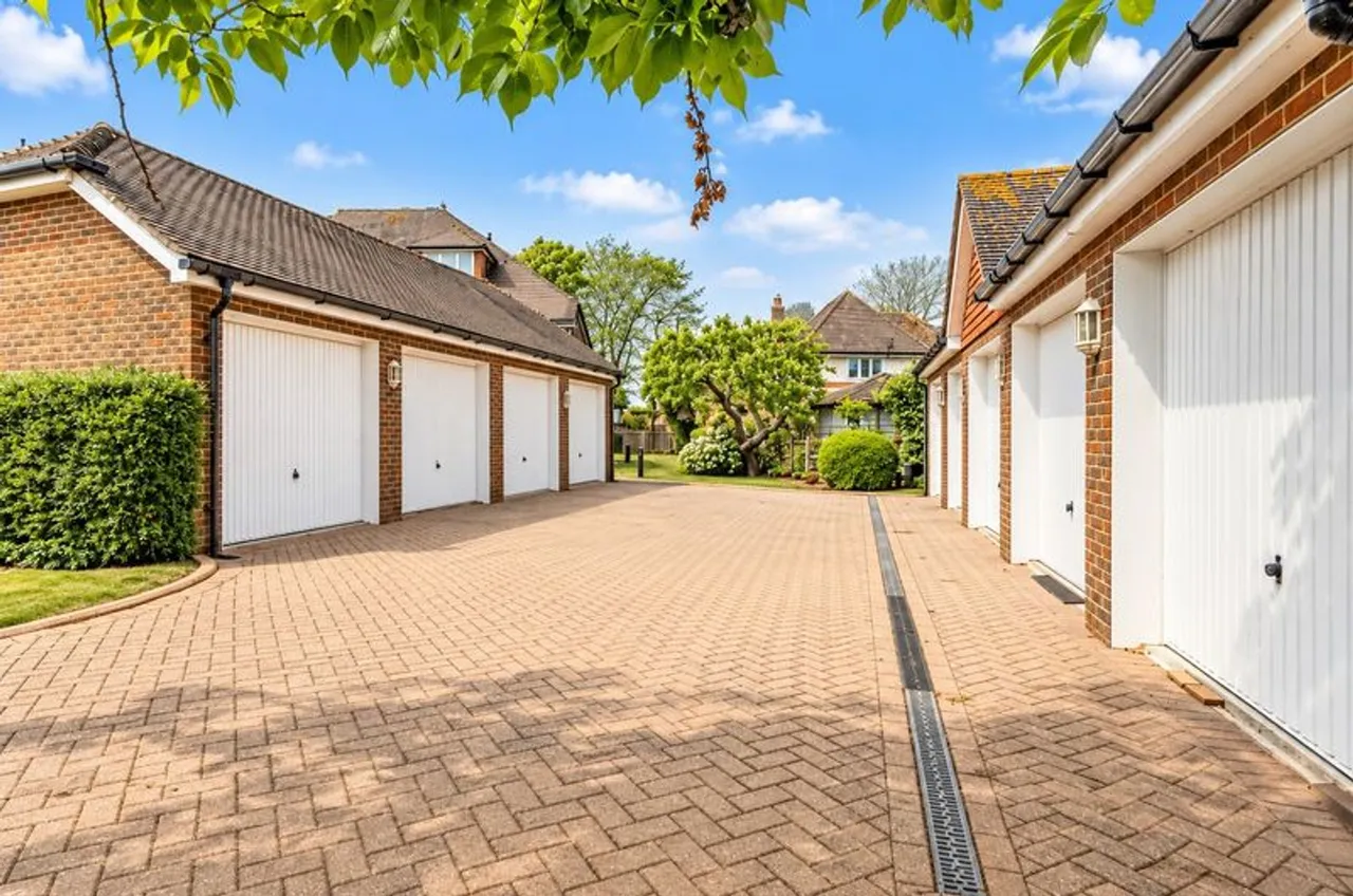 Greenfields, Middleton On Sea, PO22, photo 18