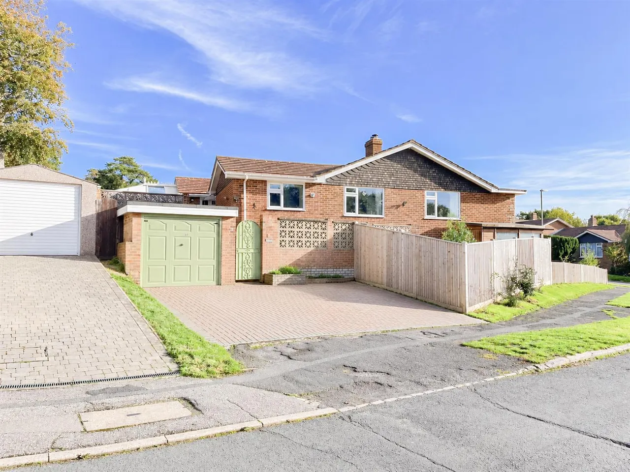 Holly Drive, Heathfield, TN21, photo 3