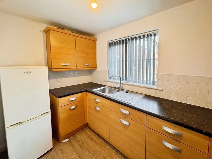 Queen Street, Cleckheaton, West Yorkshire, BD19, photo 8