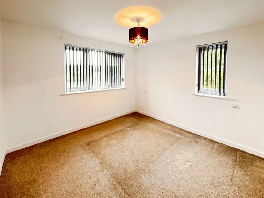 Queen Street, Cleckheaton, West Yorkshire, BD19, photo 5