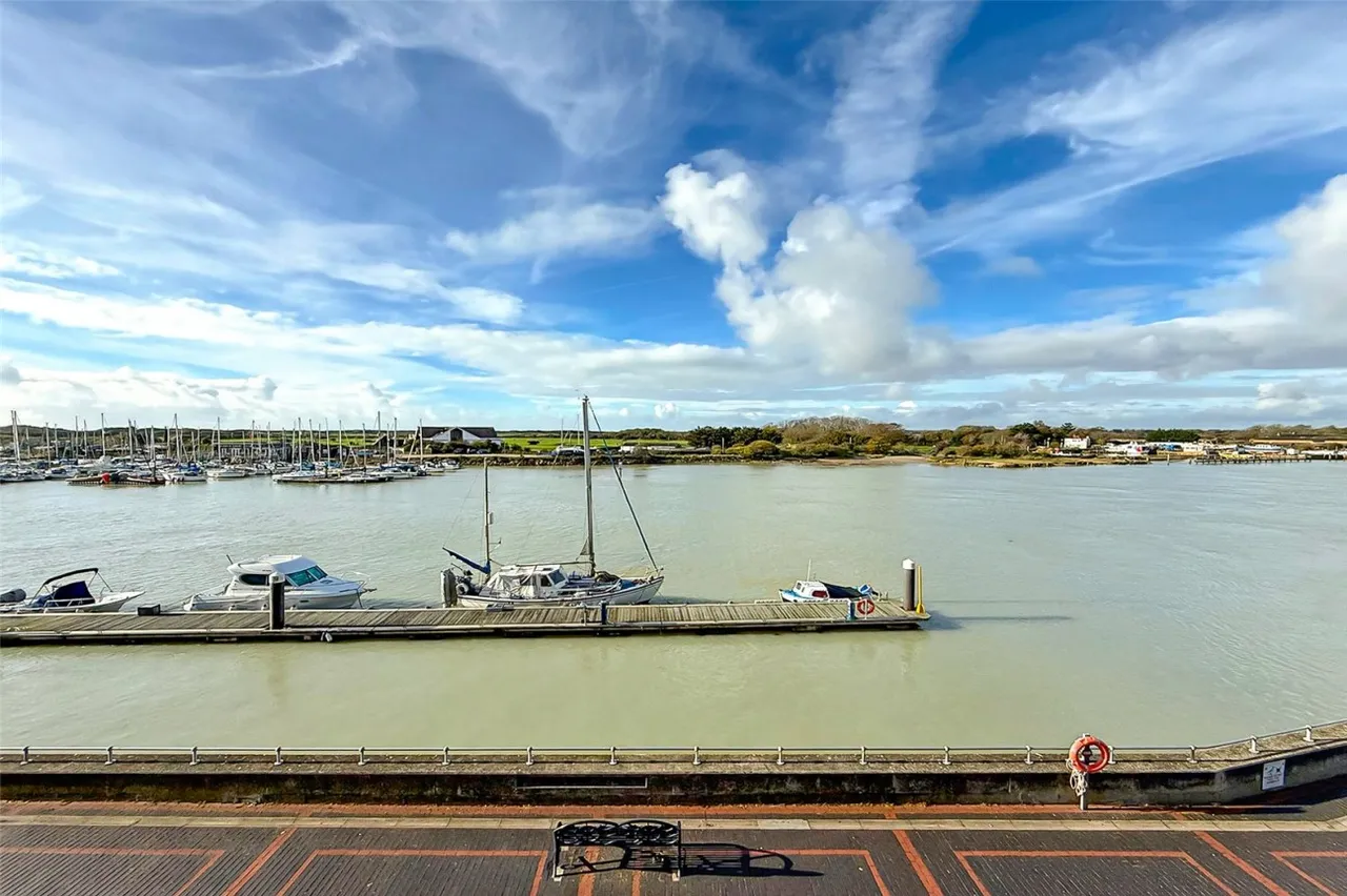 Littlehampton, BN17, photo 17