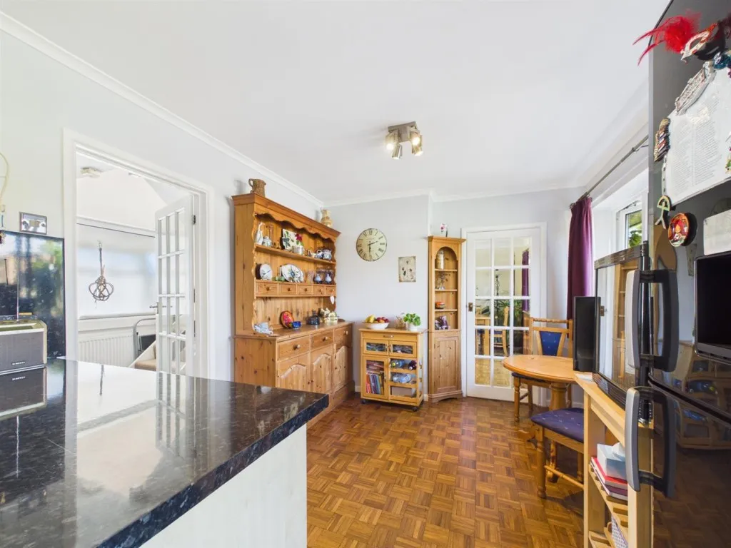 Neville Road, Peacehaven, BN10, photo 18