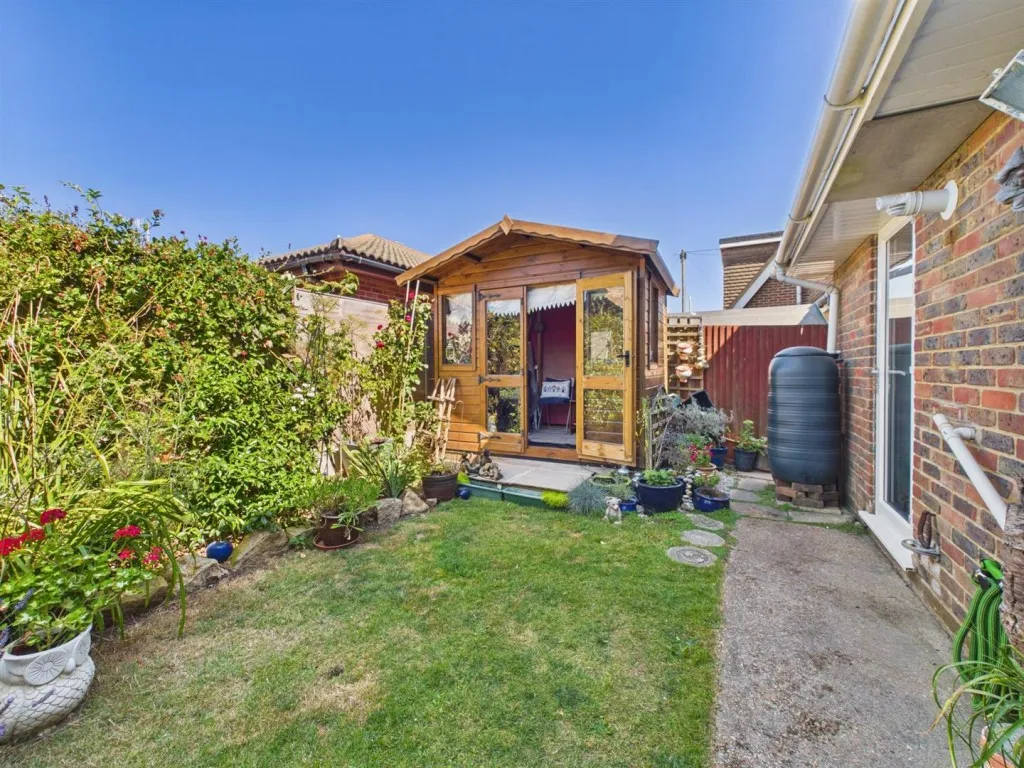Neville Road, Peacehaven, BN10, photo 14