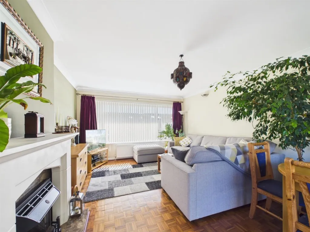 Neville Road, Peacehaven, BN10, photo 28