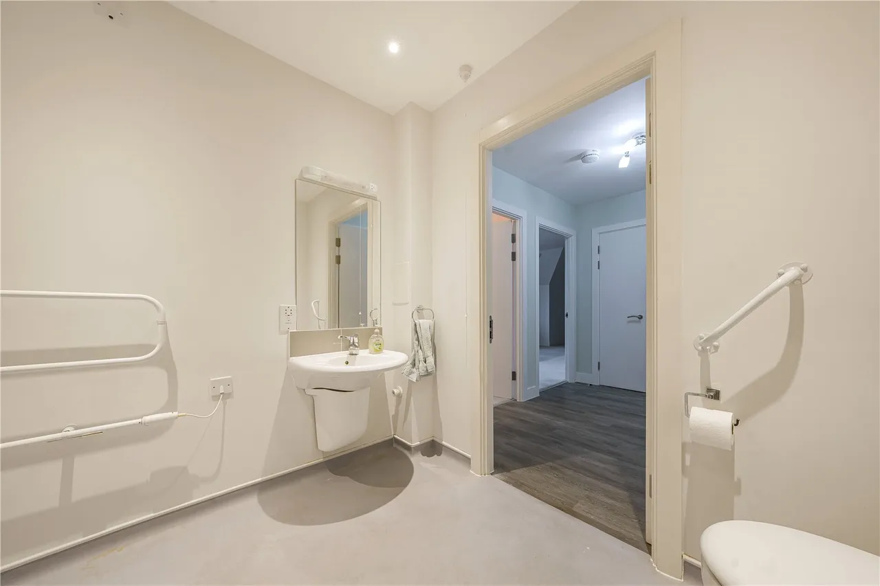 Egerton Drive, Isleworth, TW7, photo 11