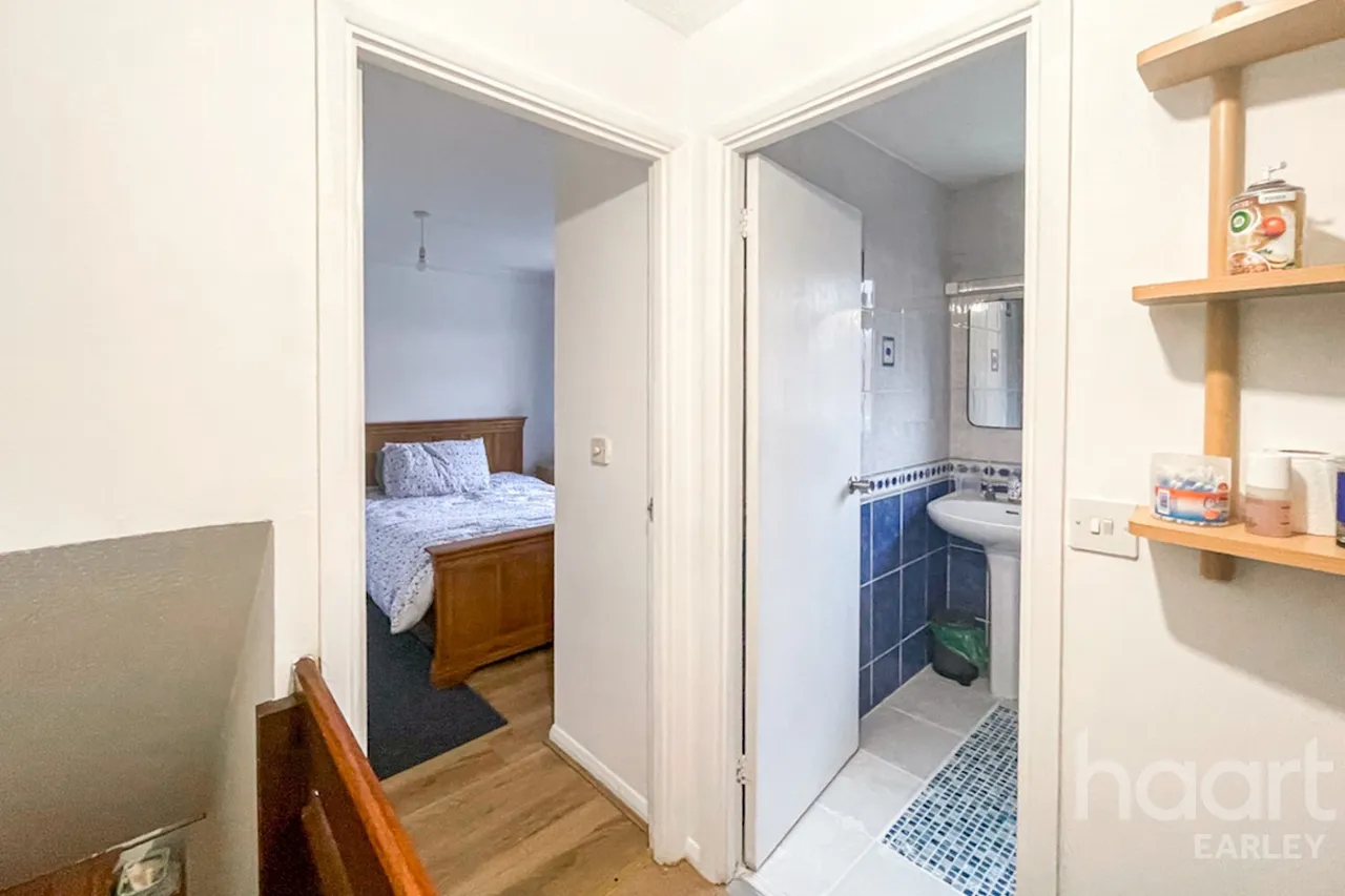 Fleetham Gardens, RG6, photo 5
