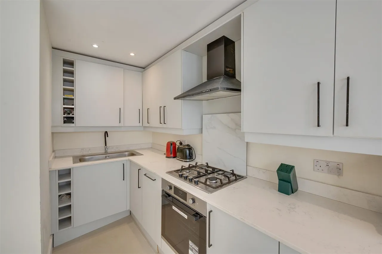 Prout Grove, Neasden, NW10, photo 6