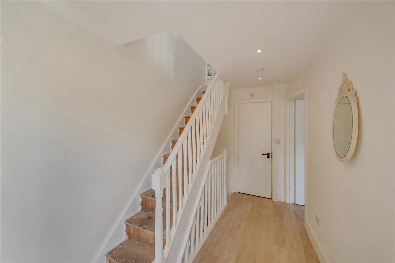 Prout Grove, Neasden, NW10, photo 7