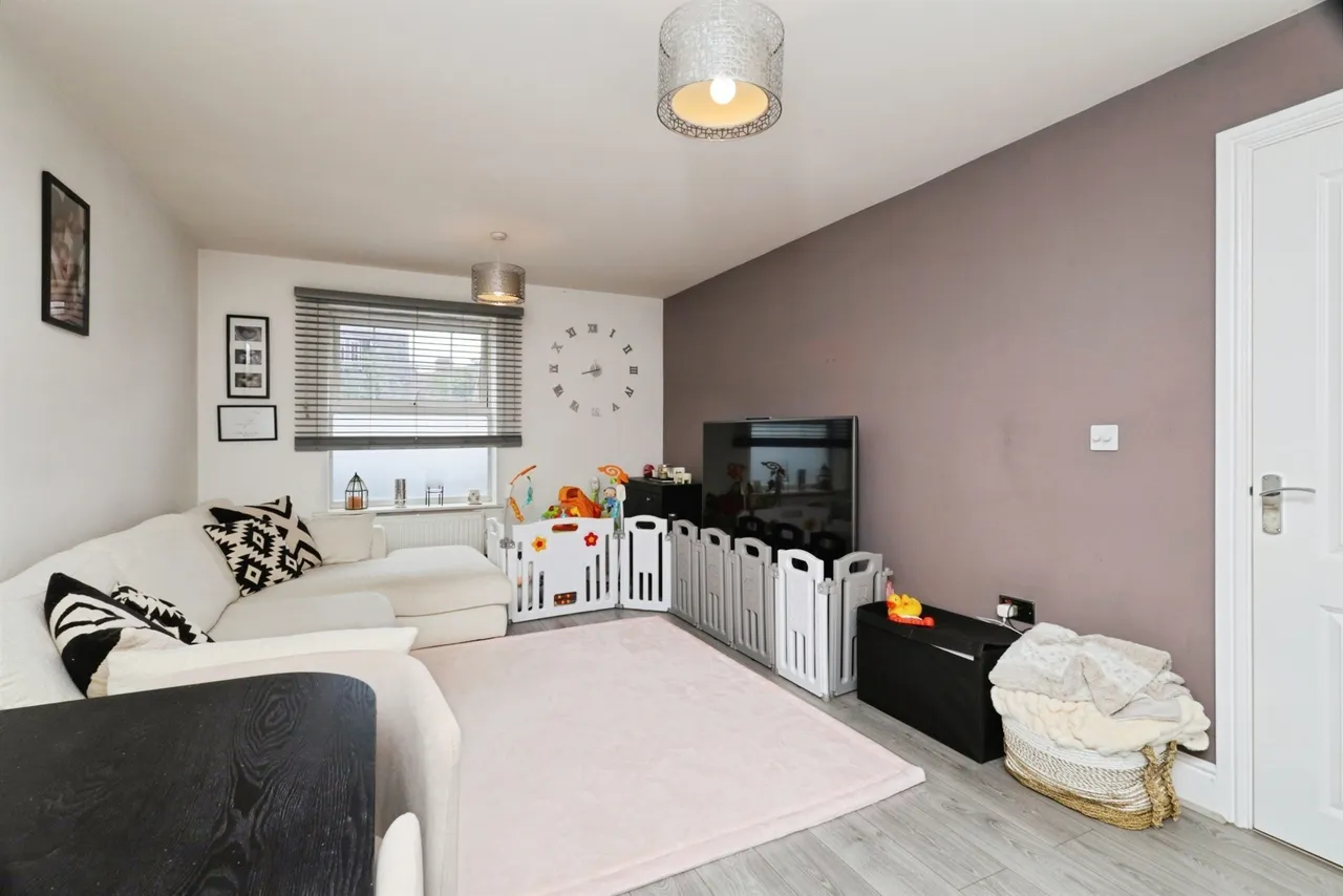 Reid Crescent, Hellingly, BN27, photo 3