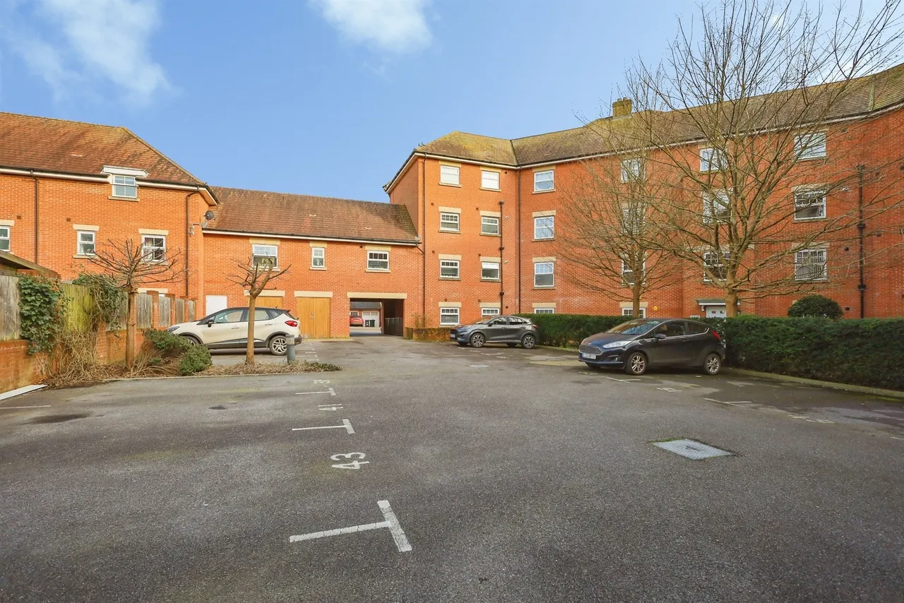 Reid Crescent, Hellingly, BN27, photo 11