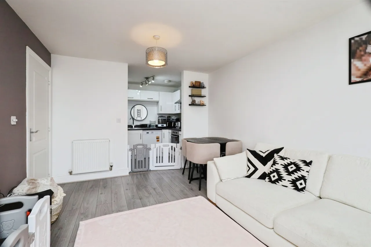 Reid Crescent, Hellingly, BN27, photo 4
