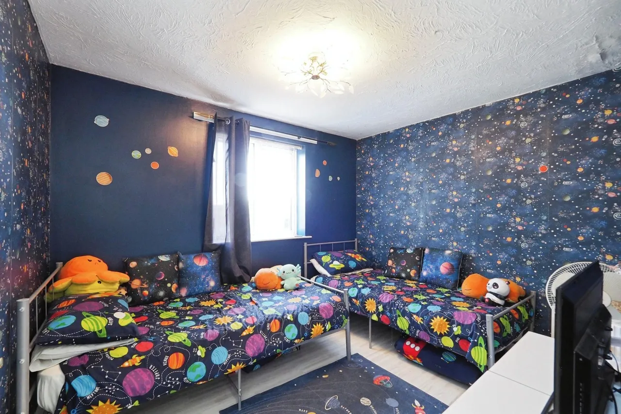 Elmhurst Drive, Sutton-in-ashfield, NG17, photo 14