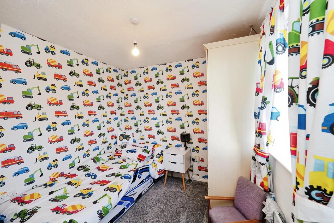 Elmhurst Drive, Sutton-in-ashfield, NG17, photo 16