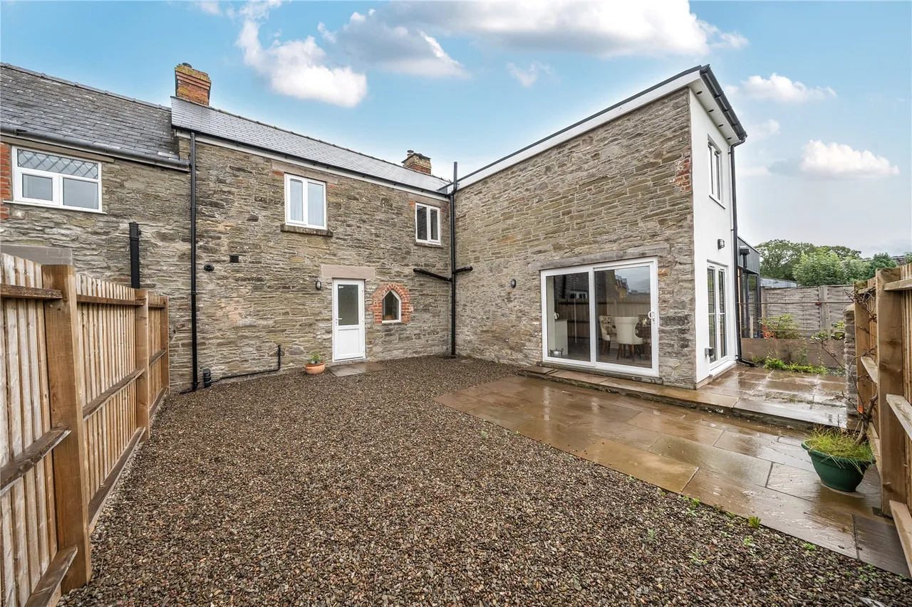 Garribaldi Terrace, Hay-on-Wye, Hereford, Powys, HR3 5AW, photo 15