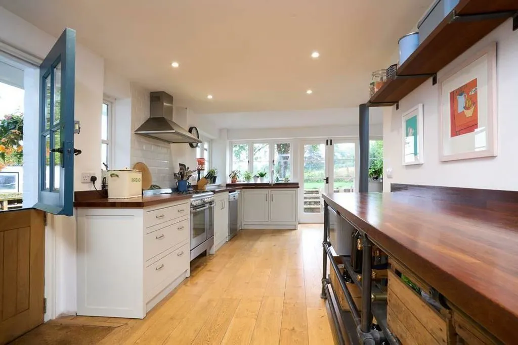 Hedsor Road, Bourne End SL8 5EE, photo 9