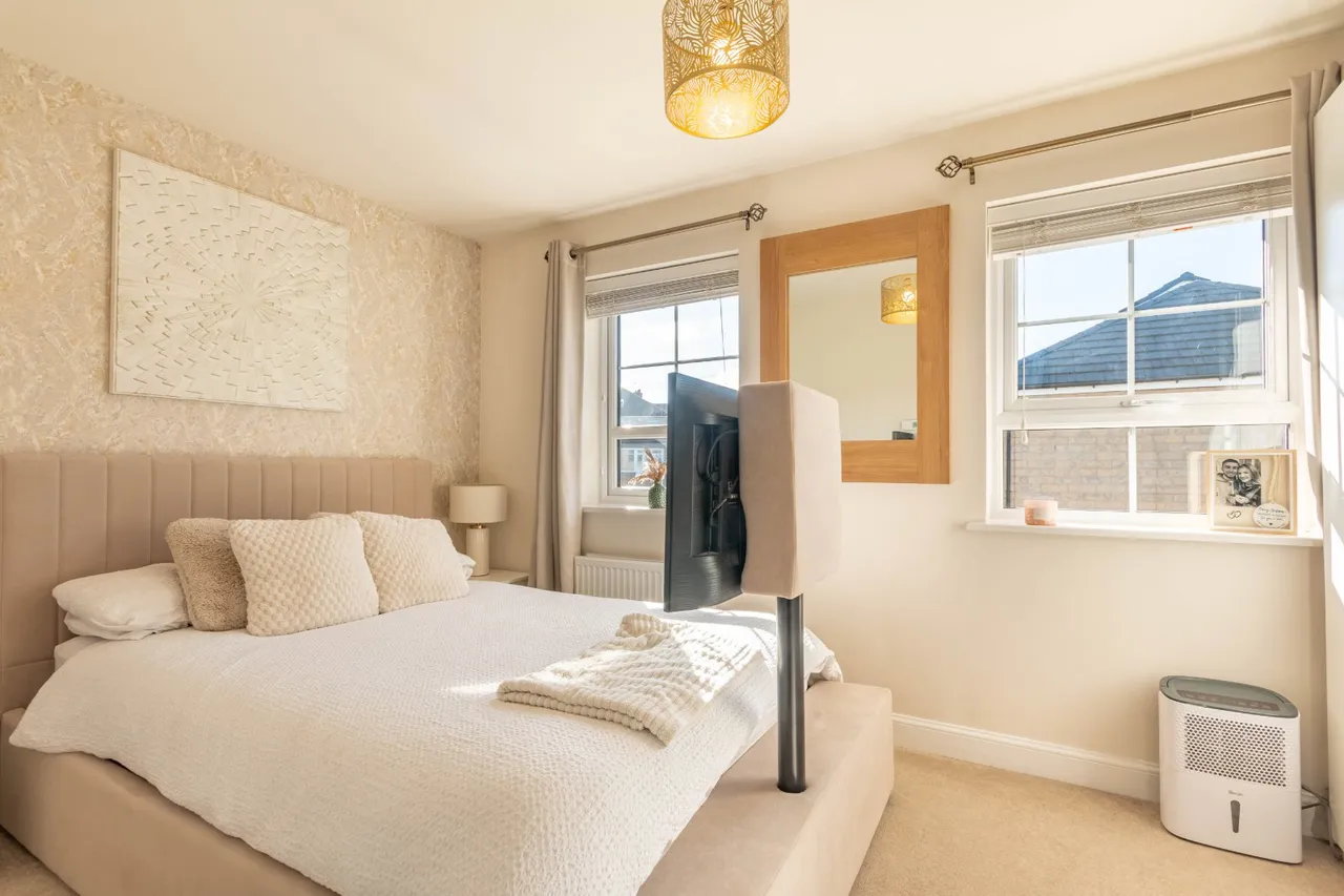 Hebble Close, Clayton, BD14, photo 6