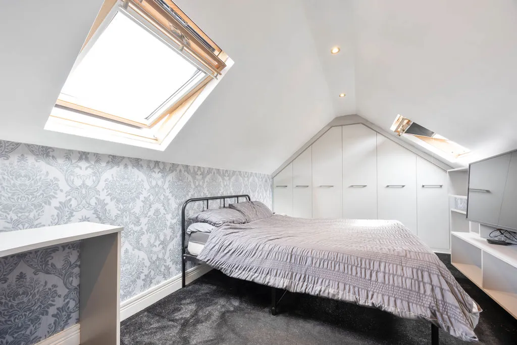 Stroud Close, Whelley, photo 19