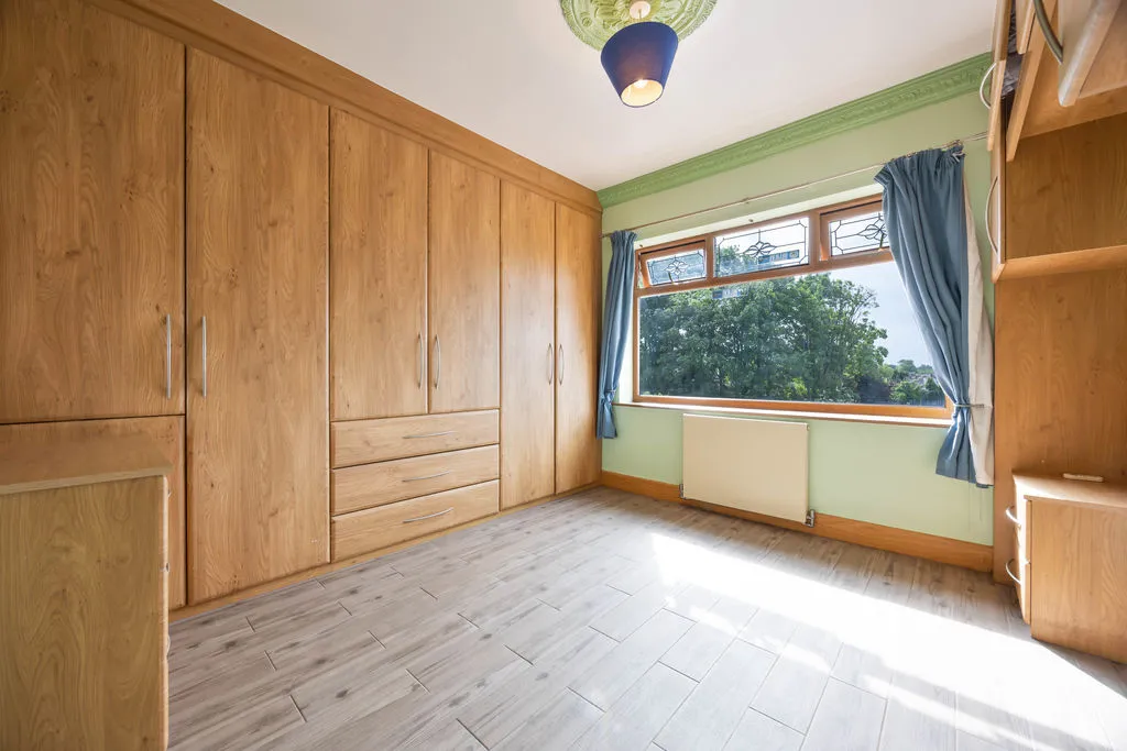 Stroud Close, Whelley, photo 15