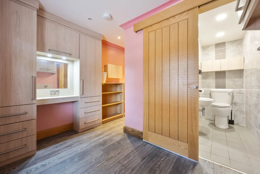 Stroud Close, Whelley, photo 11