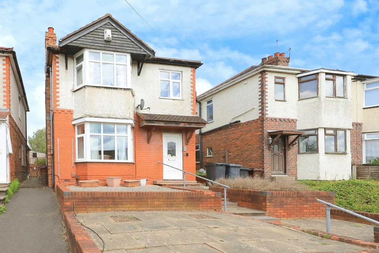 3 bed house for sale, Deans Road, Wolverhampton, WV1